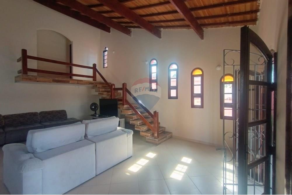 Sobrado - Venda - Bertioga , São Paulo - sobrado-com-3-quartos_a-venda-no-Indaia-Bertioga-remax-690341032-24-corretor-Edivaldo-Santos-foto032.jpeg - Sala em L - 690341032-24