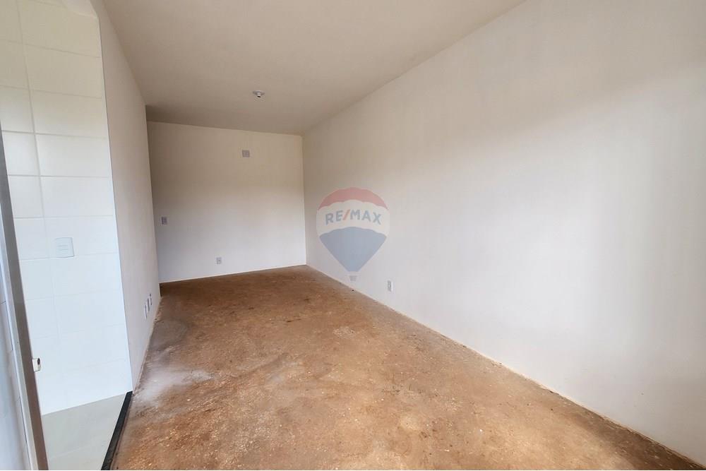 Casa à venda com 2 quartos, 62m² - Foto 35