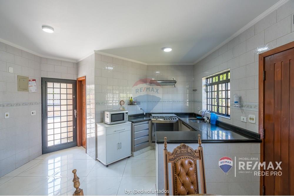 Casa de Condomínio - Alugar - Vinhedo , São Paulo - EDI09177EDIVO FURTADO SILVA - RG98002306022 SSPCE - REMAX REDE PRO - 690541093-135 - MARAMBAIA - PAULO MODULO.jpg - 690541093-135