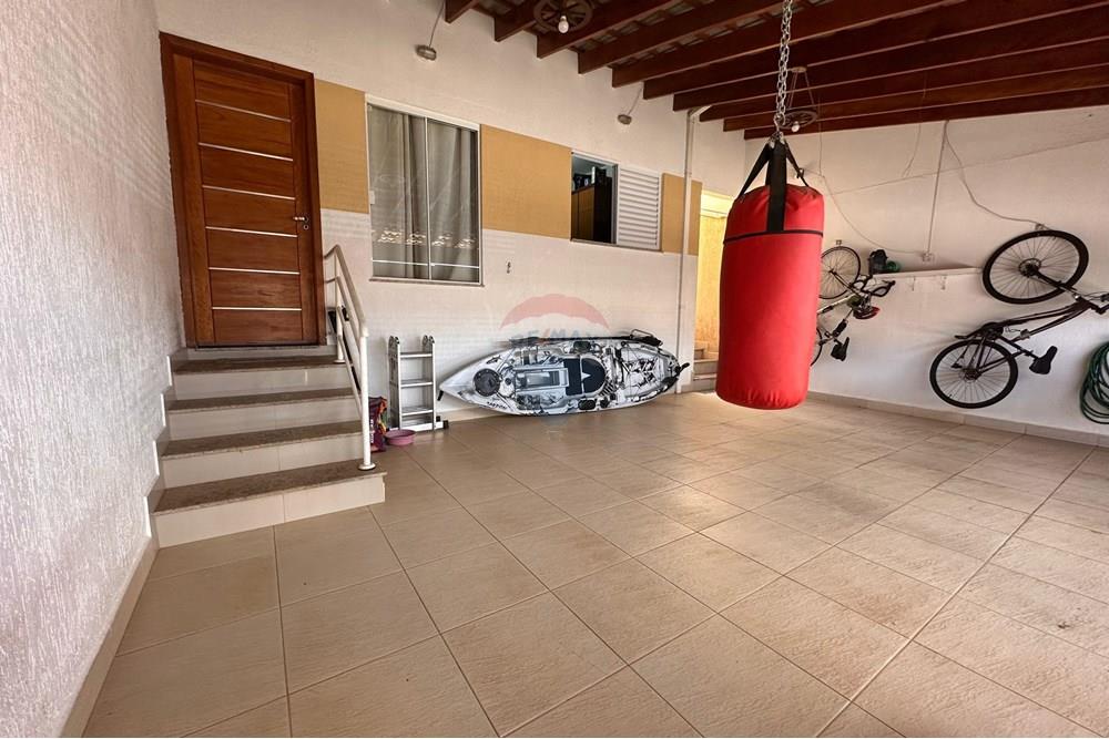 Casa - Venda - Bragança Paulista , São Paulo - WhatsApp Image 2025-10-24 at 5.jpeg - Garagem - 690041112-7