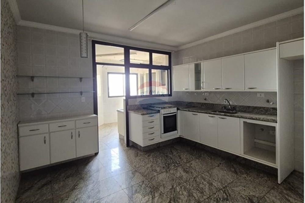 Apartamento, 3 quartos, 157 m² - Foto 2