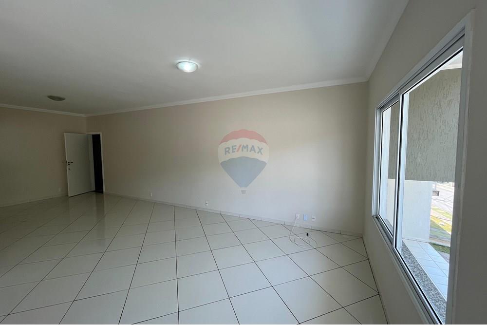 Casa - Alugar - Bragança Paulista , São Paulo - Imagem do WhatsApp de 2025-10-08 à(s) 11.46.01_66ec052c.jpg - Sala - 690041158-5