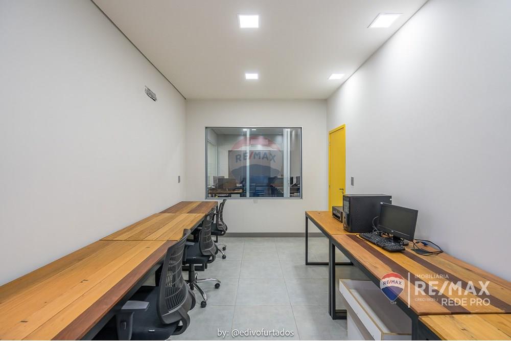 Prédio - Venda - Valinhos , São Paulo - EDI05536EDIVO FURTADO - RG98002306922SSPCE - REMAX REDE PRO II - 690851090-47.jpg - 690851090-47