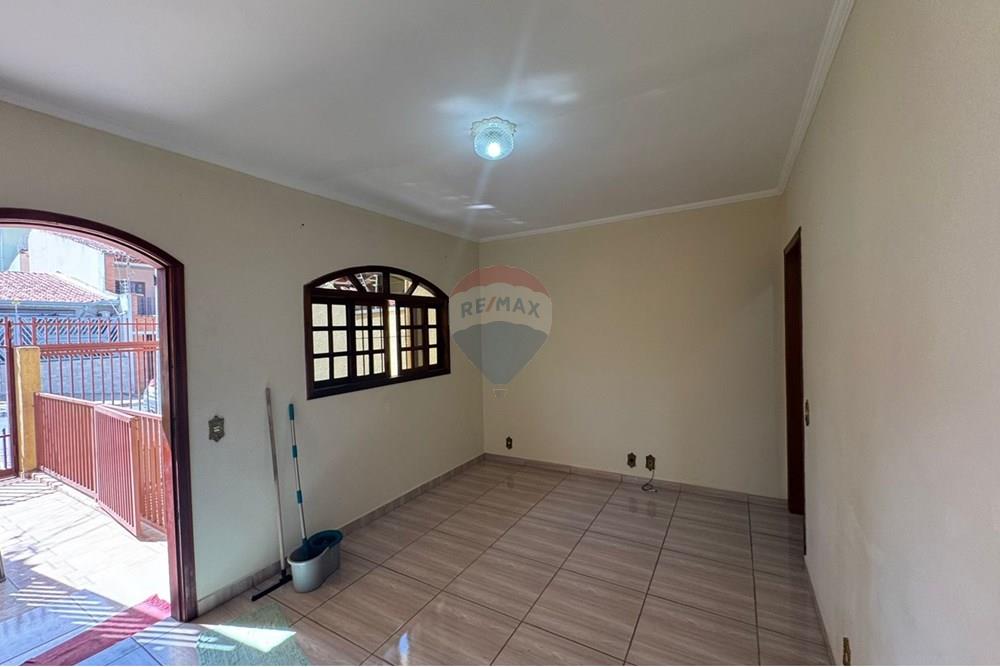 Casa - Alugar - Bragança Paulista , São Paulo - WhatsApp Image 2025-08-21 at 09.19.29.jpeg - 690041127-34