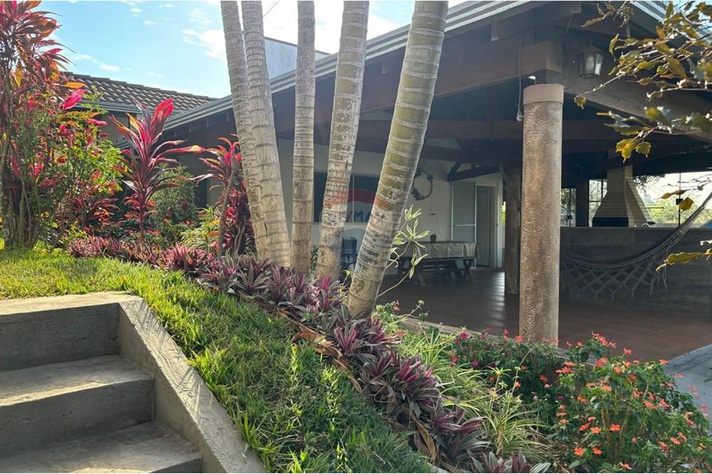 Casa - Venda - Américo Brasiliense , São Paulo - WhatsApp Image 2025-09-10 at 12.48.22.jpeg - 690151093-2