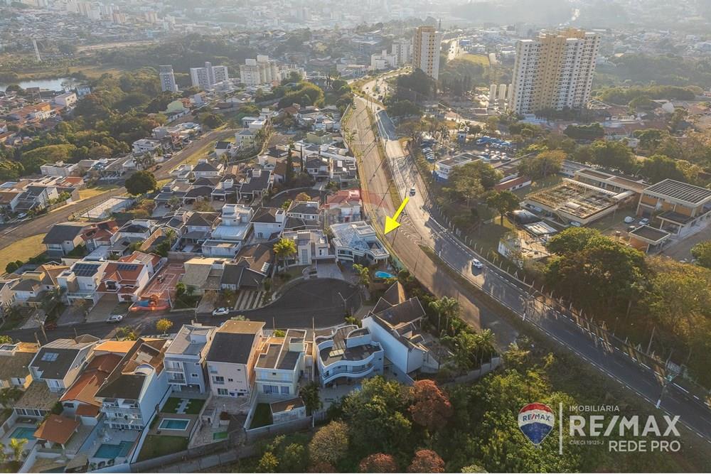 Casa de Condomínio - Venda - Valinhos , São Paulo - DJI_20250815165133_0005_D_EDIVOFURTAEDIVOFURTADO-RG98002306922 SSPCE - Villagio Fiorentino -  REDE PRO II - 690851076-157 - GILB - 690851076-157