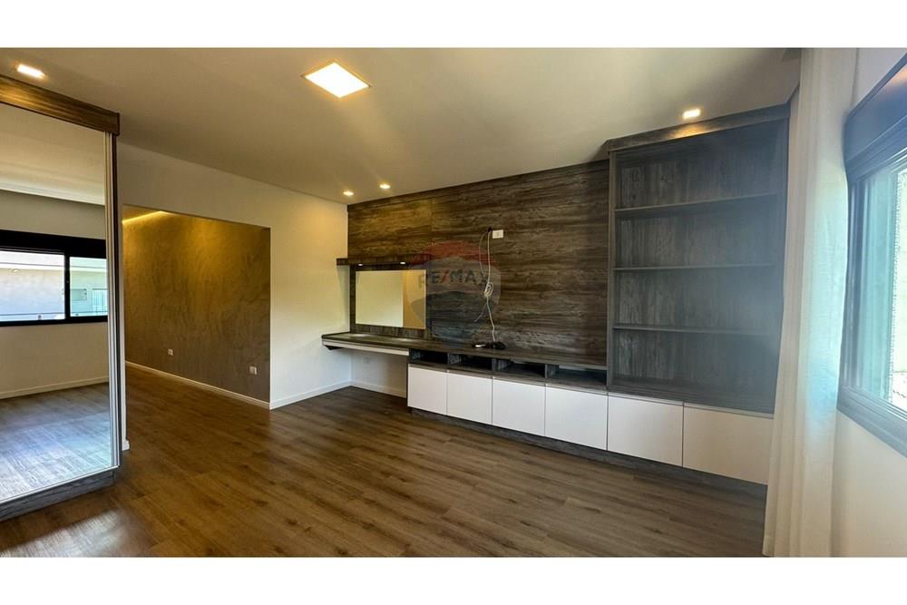 Casa de Condomínio - Alugar - Atibaia , São Paulo - 08099ea8-b58d-43f3-8f98-bf77170b5ae3.jpg - 690471111-73