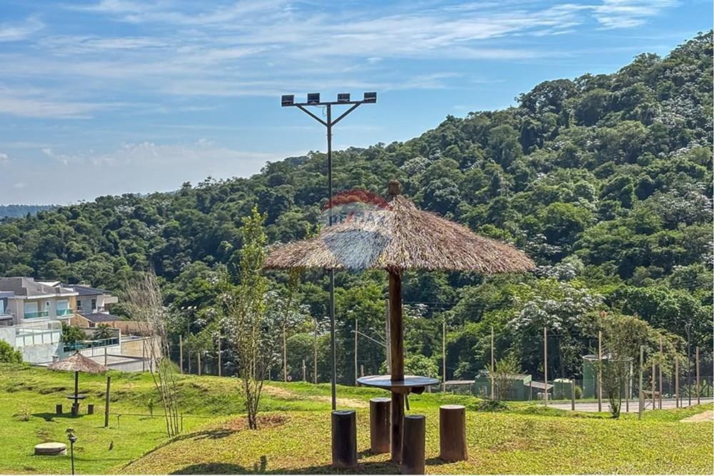 Casa de Condomínio - Alugar - Santana de Parnaíba , São Paulo - praça.jpg - Jardim Externo - 691081002-26