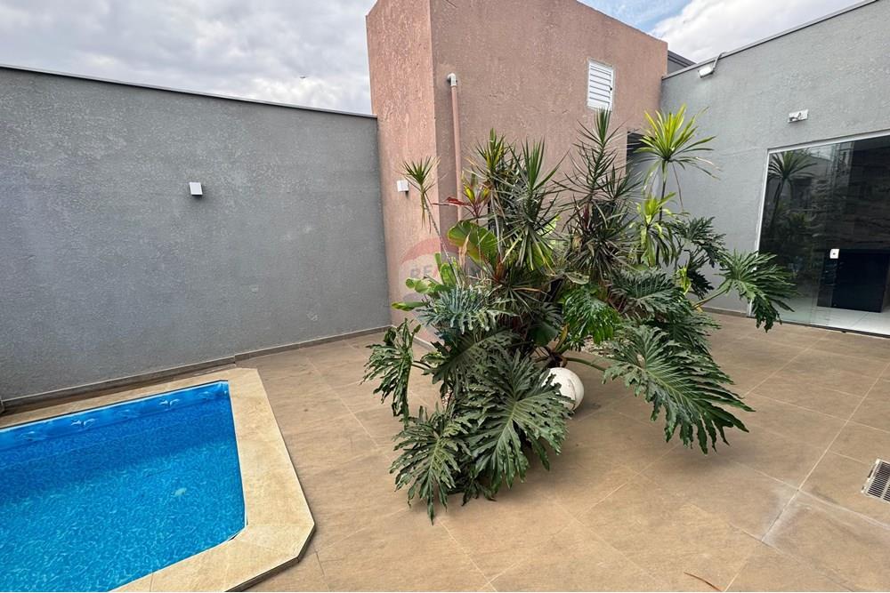 Casa - Venda - Piracicaba , São Paulo - WhatsApp Image 2025-08-26 at 16.07.42 - Copia.jpeg - Jardim Interno - 690781150-25