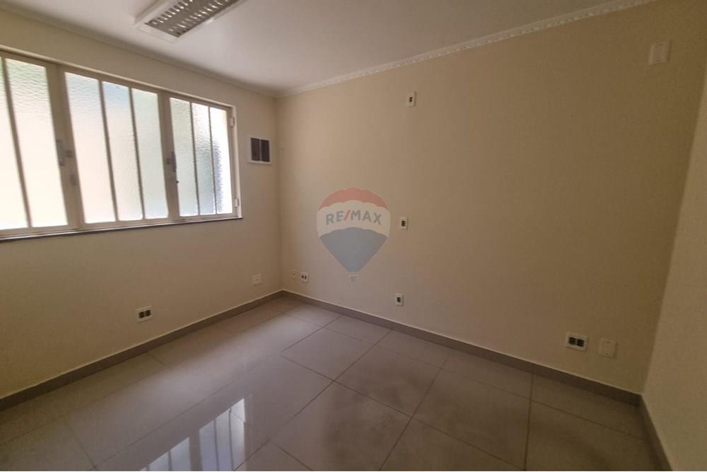 Casa Comercial - Alugar - Bragança Paulista , São Paulo - Imagem do WhatsApp de 2025-02-27 à(s) 16.38.03_778d90df.jpg - 690041051-34