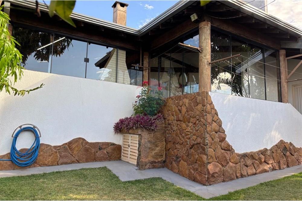 Casa - Venda - Américo Brasiliense , São Paulo - WhatsApp Image 2025-09-10 at 12.48.19 (1).jpeg - 690151093-2