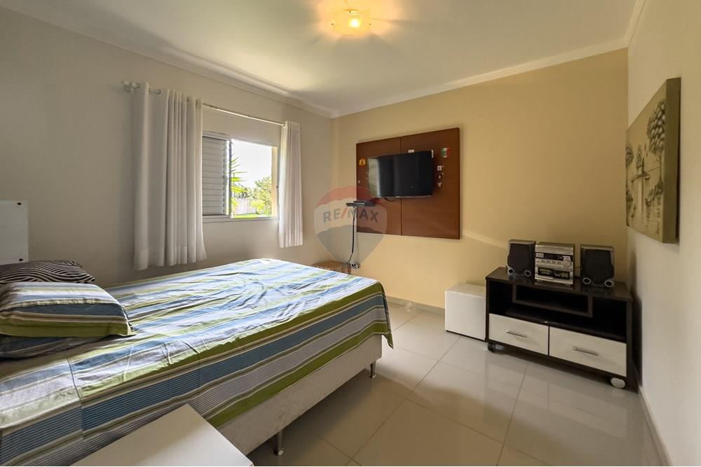 Casa de Condomínio - Venda - Valinhos , São Paulo - IMG_0579.jpg - 690541192-1