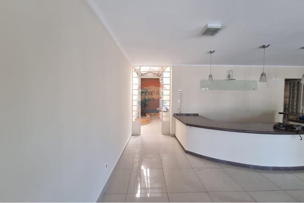 Casa Comercial - Alugar - Bragança Paulista , São Paulo - Imagem do WhatsApp de 2025-02-27 à(s) 16.38.05_ae1b101a.jpg - 690041051-34