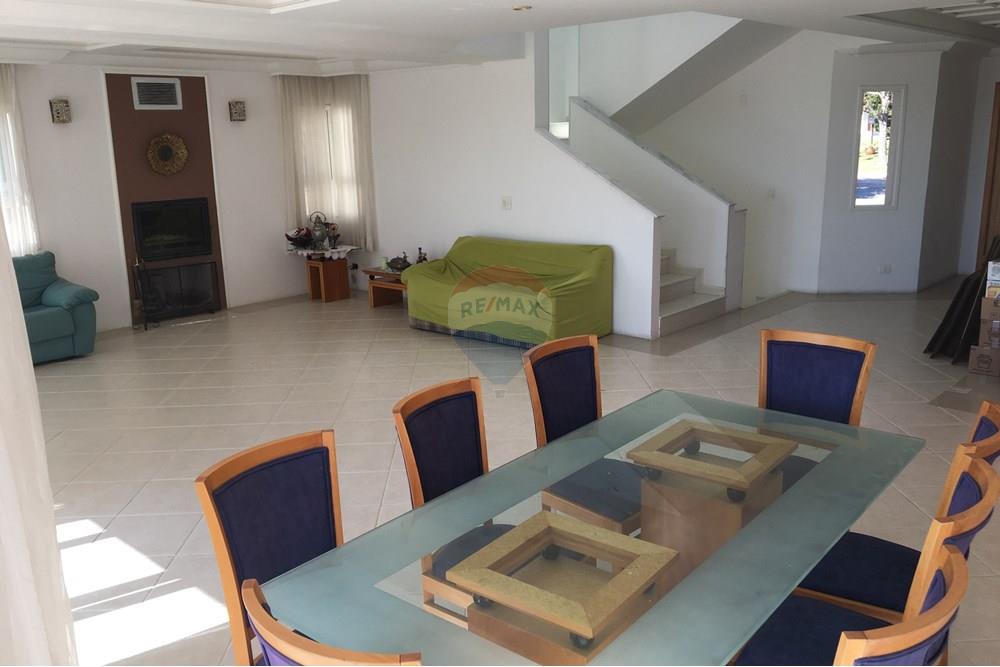 Casa de Condomínio - Alugar - Santana de Parnaíba , São Paulo - Sala de jantar e lareira.jpg - 690951039-14