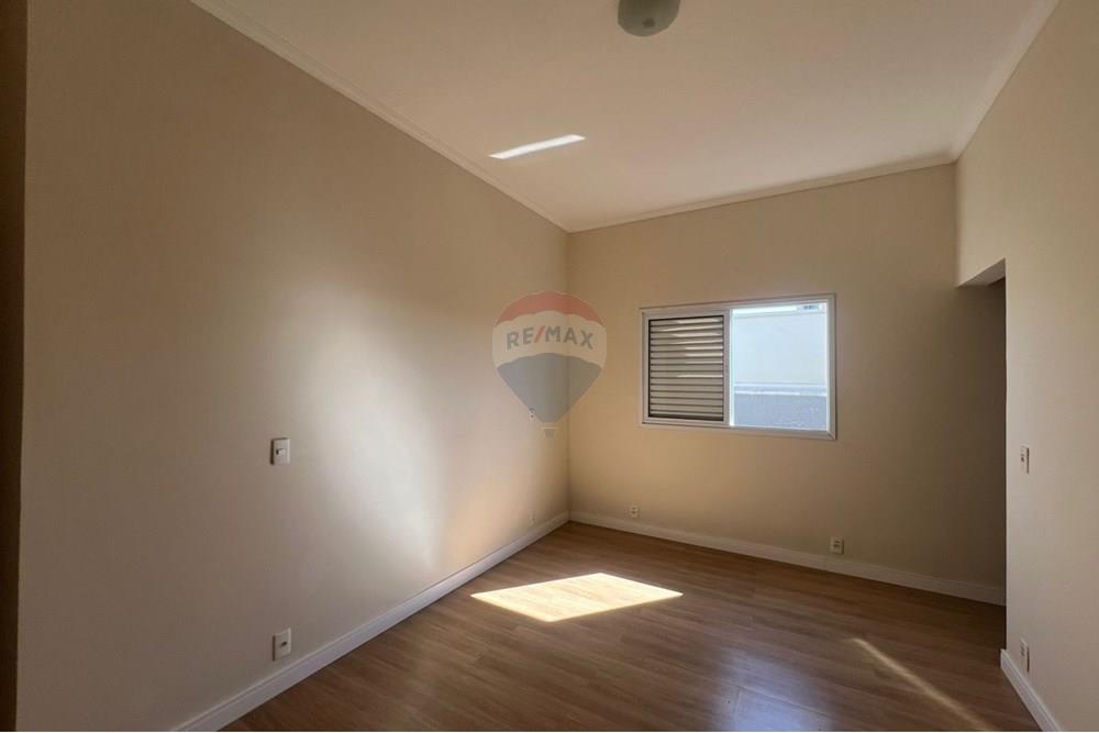 Casa de Condomínio - Alugar - Bragança Paulista , São Paulo - Imagem do WhatsApp de 2025-08-07 à(s) 10.26.38_bd3f7e64.jpg - 690041139-25