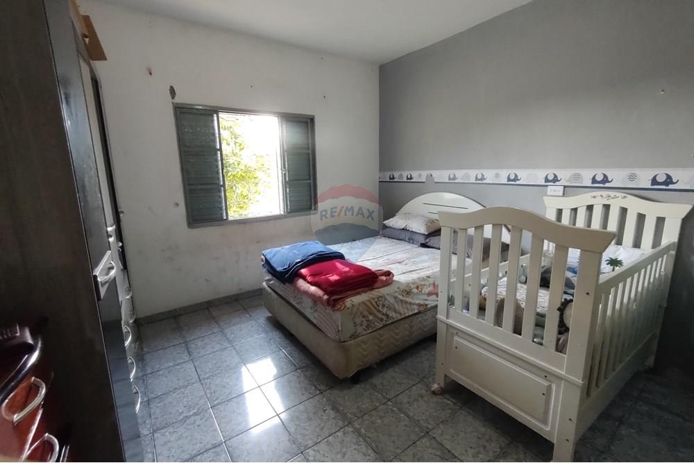 Casa à venda com 3 quartos, 324m² - Foto 33