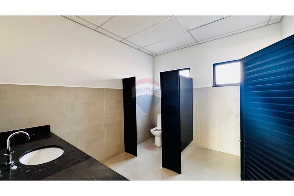 Galpão - Alugar - Hortolândia , São Paulo - Imagem do WhatsApp de 2025-09-12 à(s) 16.56.19_c23d2675.jpg - Banheiro - 690701020-95