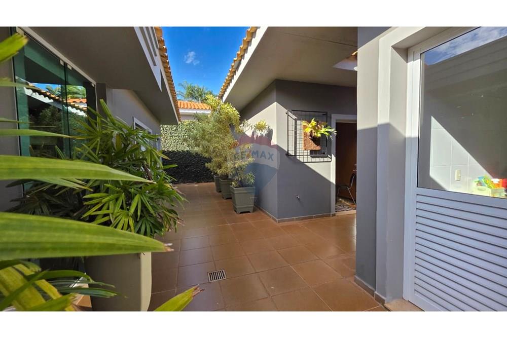 Casa - Venda - Araraquara , São Paulo - e17e90ee-5a8e-4f90-954a-f5880a1e2ef8.jpeg - 690151043-68