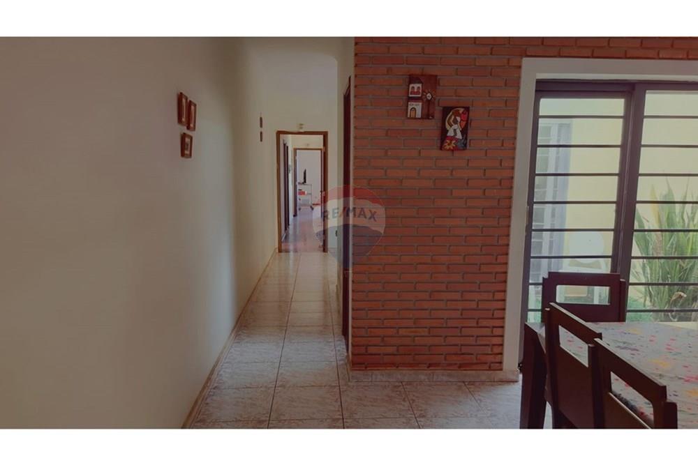 Casa - Venda - São Carlos , São Paulo - Acesso aos quartos.jpeg - 691001004-32