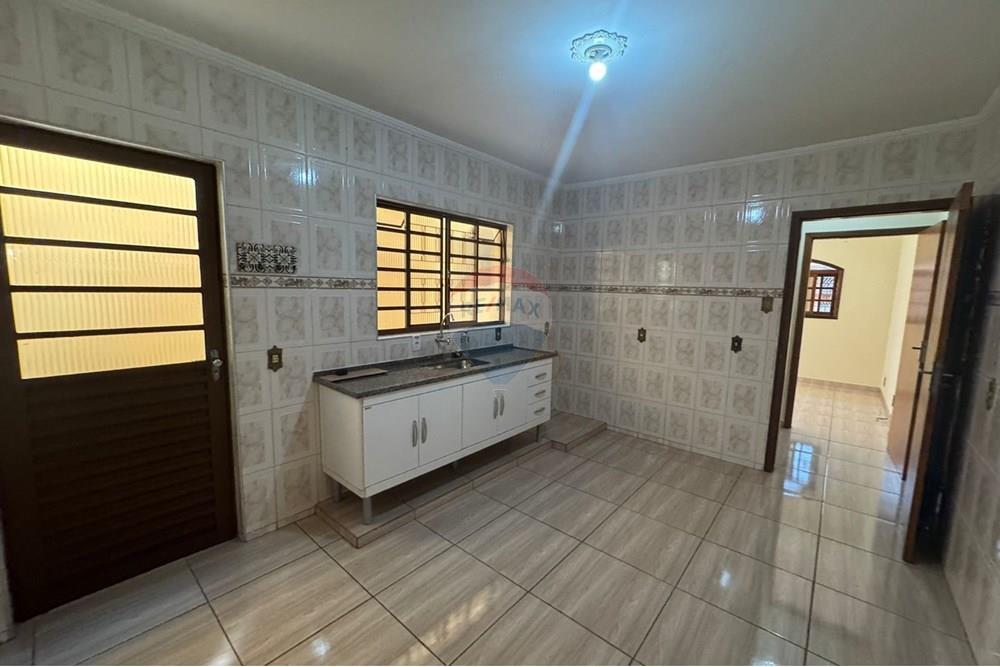 Casa - Alugar - Bragança Paulista , São Paulo - WhatsApp Image 2025-08-21 at 09.19.27 (2).jpeg - 690041127-34