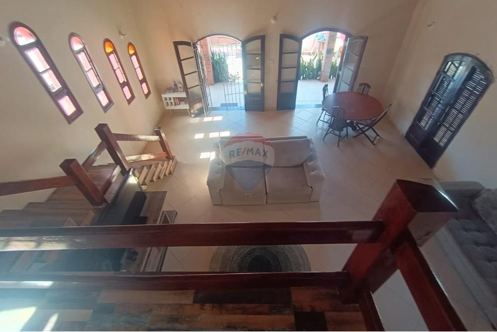 Sobrado - Venda - Bertioga , São Paulo - sobrado-com-3-quartos_a-venda-no-Indaia-Bertioga-remax-690341032-24-corretor-Edivaldo-Santos-foto042.jpeg - Sala em L - 690341032-24