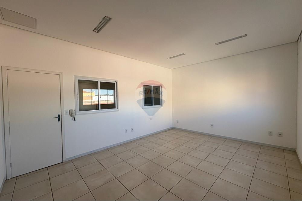 Cj. Comercial/ Sala - Alugar - Jaguariúna , São Paulo - IMG_8305.JPG - Escritório - 690671004-408