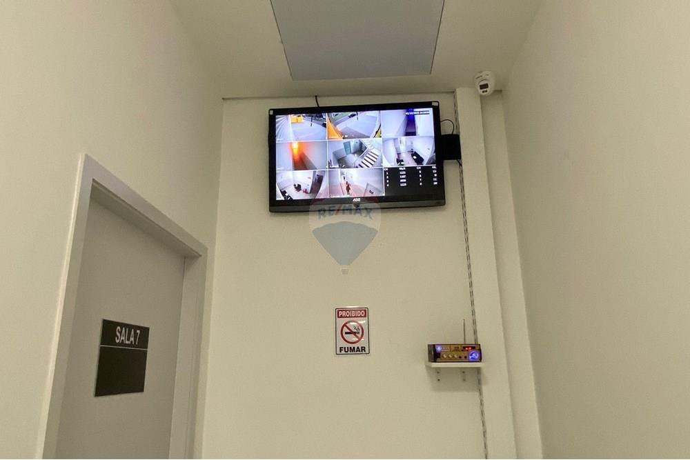 Cj. Comercial/ Sala - Alugar - Mogi Guaçu , São Paulo - Imagem do WhatsApp de 2025-10-02 à(s) 15.27.30_523b12e3.jpg - Corredor - 690521134-23