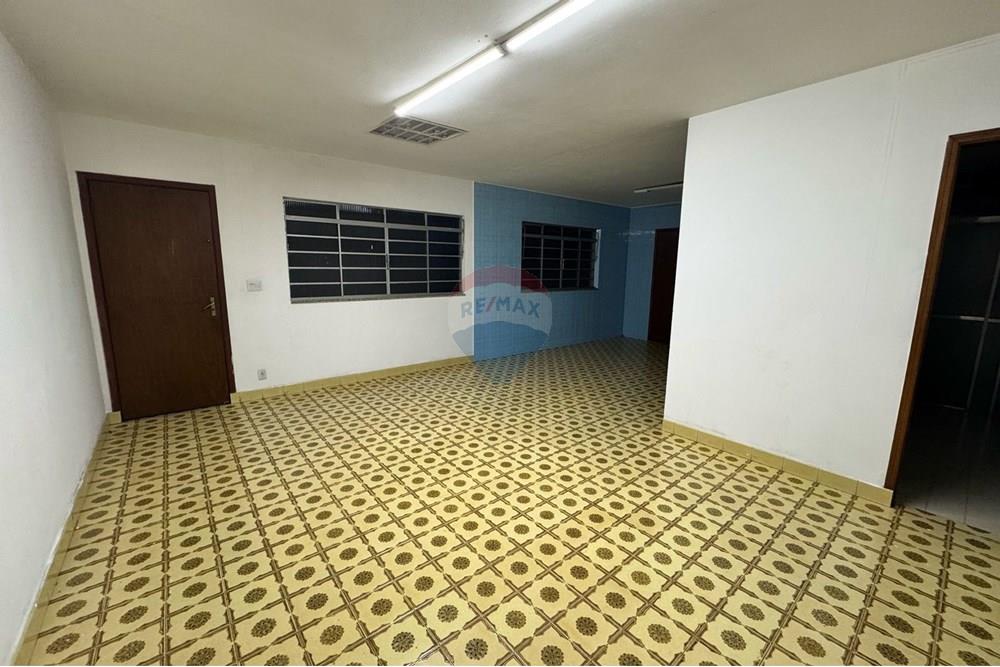Casa Comercial - Alugar - Bragança Paulista , São Paulo - WhatsApp Image 2025-03-24 at 10.37.32 (3).jpeg - 690041127-26