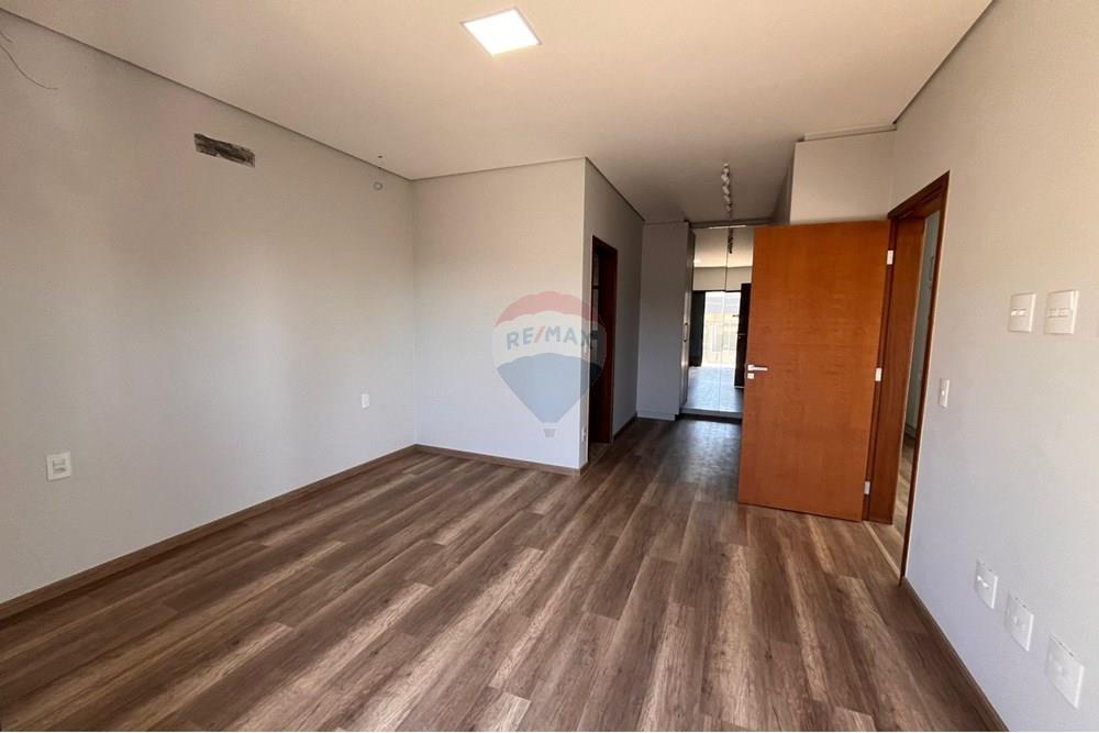 Casa de Condomínio - Venda - Valinhos , São Paulo - af6a669e-92ab-4e43-8ccf-f00734b761b1.jpg - 690621048-47