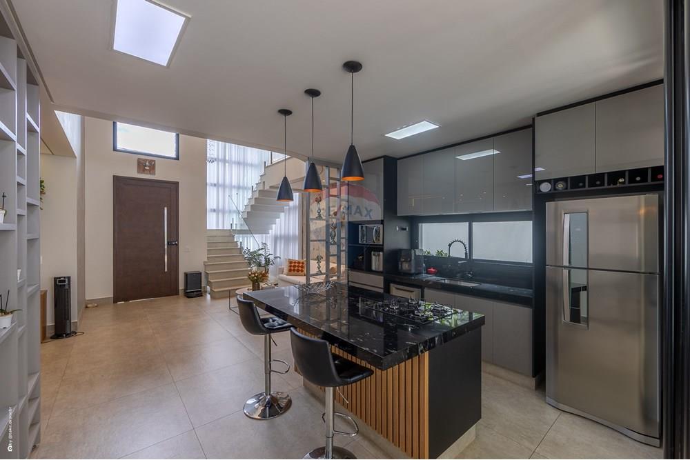 Casa de Condomínio - Venda - Valinhos , São Paulo - 15.jpg - 690941014-47