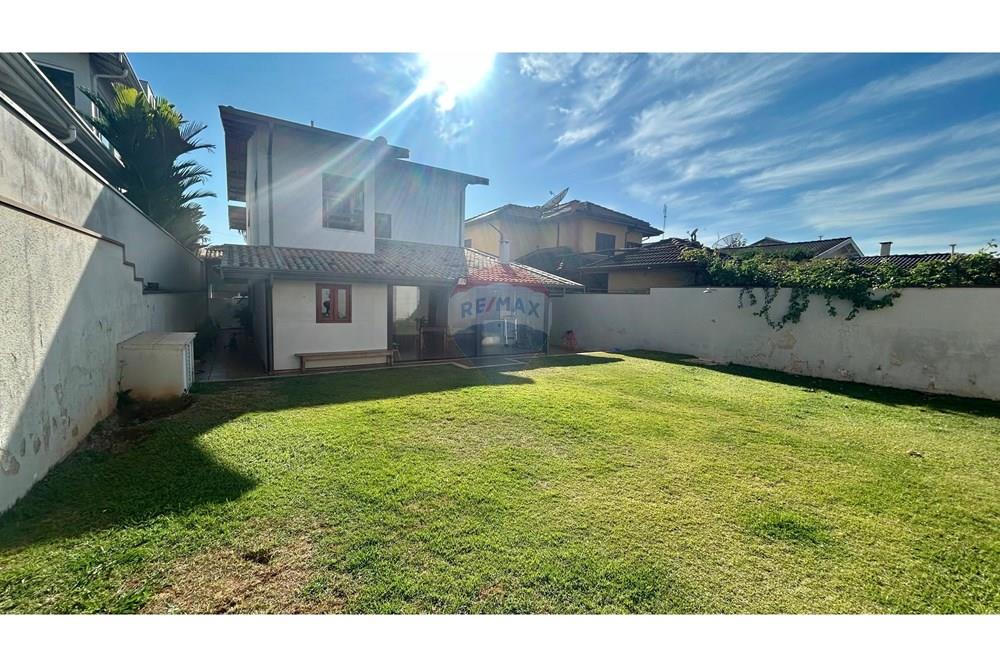 Casa de Condomínio - Alugar - Valinhos , São Paulo - WhatsApp Image 2025-08-08 at 14.14.04 (9).jpeg - Jardim Externo - 690851013-279