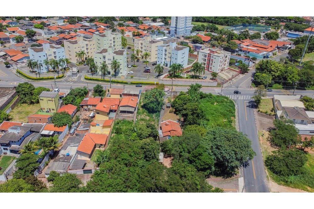 Casa - Venda - Valinhos , São Paulo - fotos Imobiliarias 0-2.jpg - Jardim Externo - 690491075-39