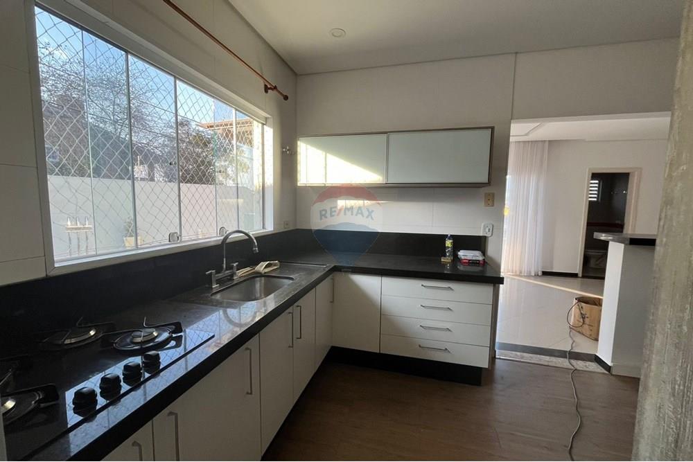 Casa - Alugar - Atibaia , São Paulo - WhatsApp Image 2025-07-18 at 13.17.03 (2).jpeg - Cozinha - 690471141-110