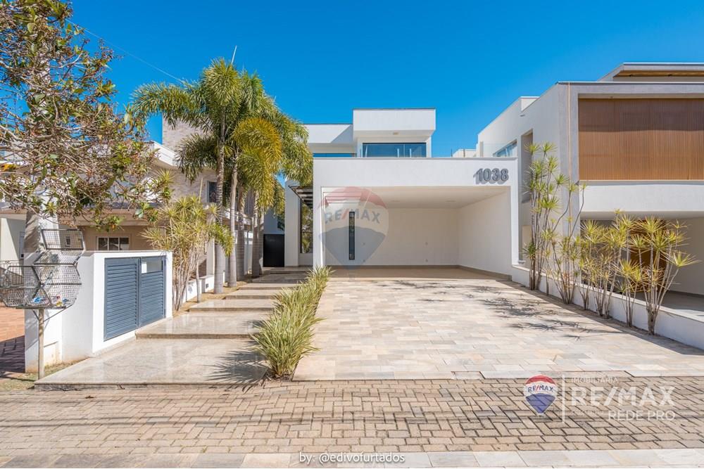 Casa de Condomínio - Alugar - Valinhos , São Paulo - EDI08878EDIVO FURTADO SILVA - RG98002306922 SSPCE - REMAX REDE PRO - 690851099-10 - RESERVA COLONIAL - ROMULO E ELISA_.jpg - 690851099-10