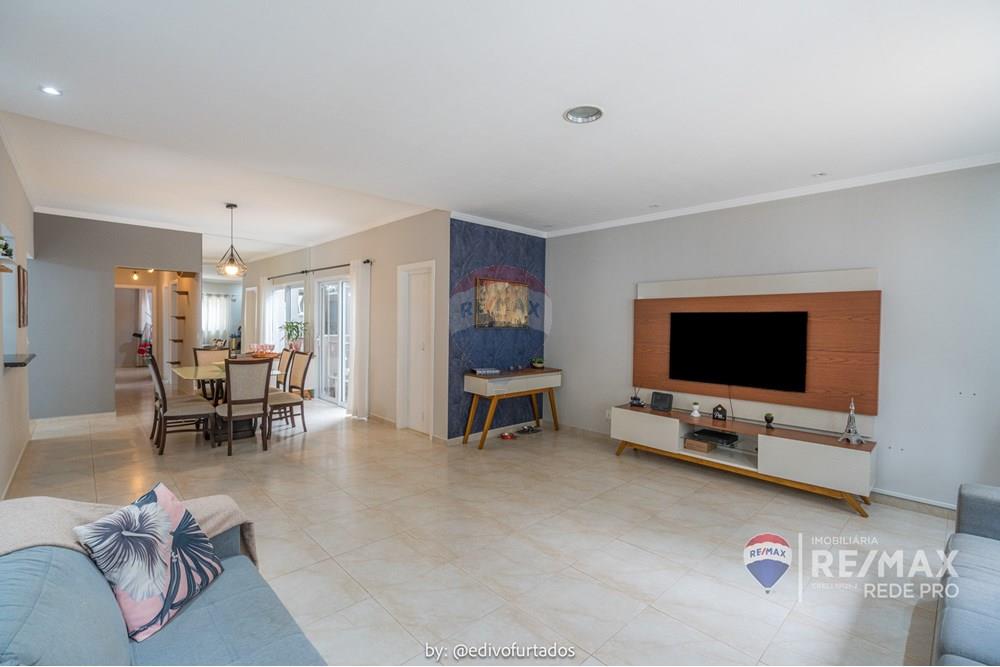 Casa - Venda - Valinhos , São Paulo - EDI09665EDIVO FURTADO SILVA - RG98002306022 SSPCE - CLAUDETE CAIM - PARQUE DAS COLINAS - REMAX REDE PRO - 690851008-547.jpg - 690851008-547