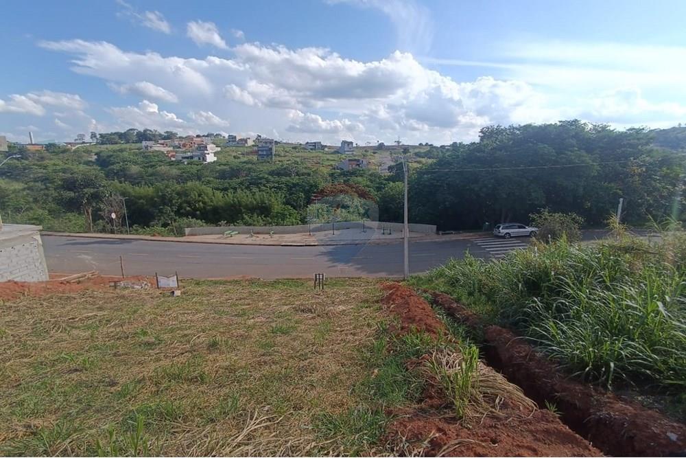 Terreno - Venda - Bragança Paulista , São Paulo - WhatsApp Image 2025-11-05 at 10.50.08 (1).jpeg - 690141098-46