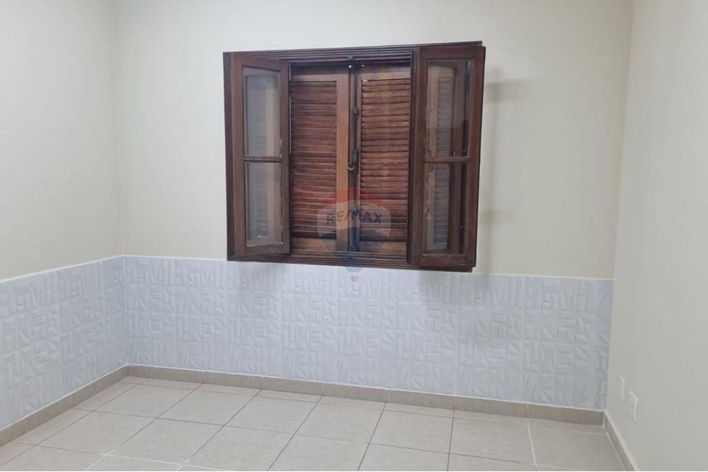 Casa Comercial - Alugar - Bragança Paulista , São Paulo - Imagem do WhatsApp de 2025-02-27 à(s) 16.37.59_7a7483de.jpg - 690041051-34