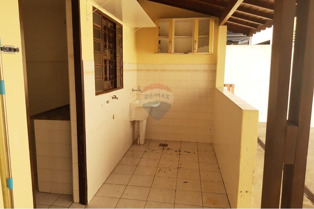 Casa de Condomínio - Alugar - Valinhos , São Paulo - 7d1baf69-c78c-42ba-a40c-cbef7da84bb6.jpg - 690851008-527