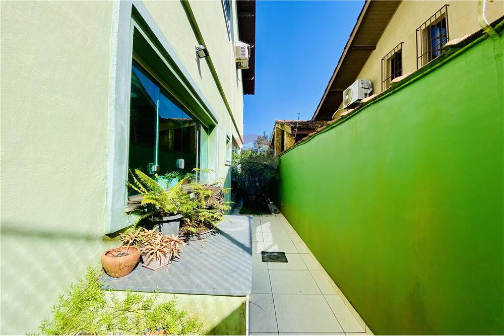 Casa - Venda - Guarujá , São Paulo - 40 - 690501053-444