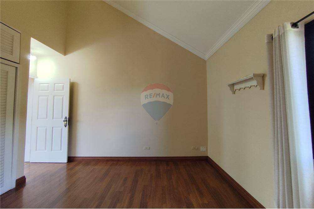 Casa - Venda - Águas de Lindóia , São Paulo - 111 - 690291077-228