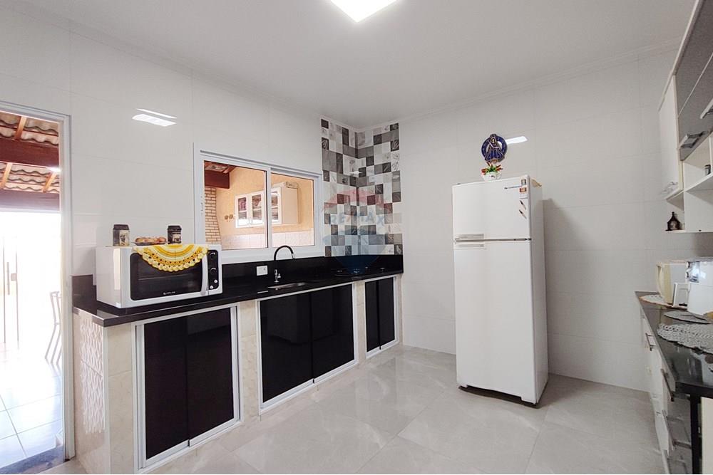 Sobrado - Venda - Bragança Paulista , São Paulo - SOBR AGUAS CLARAS 6.jpg - 690041049-53