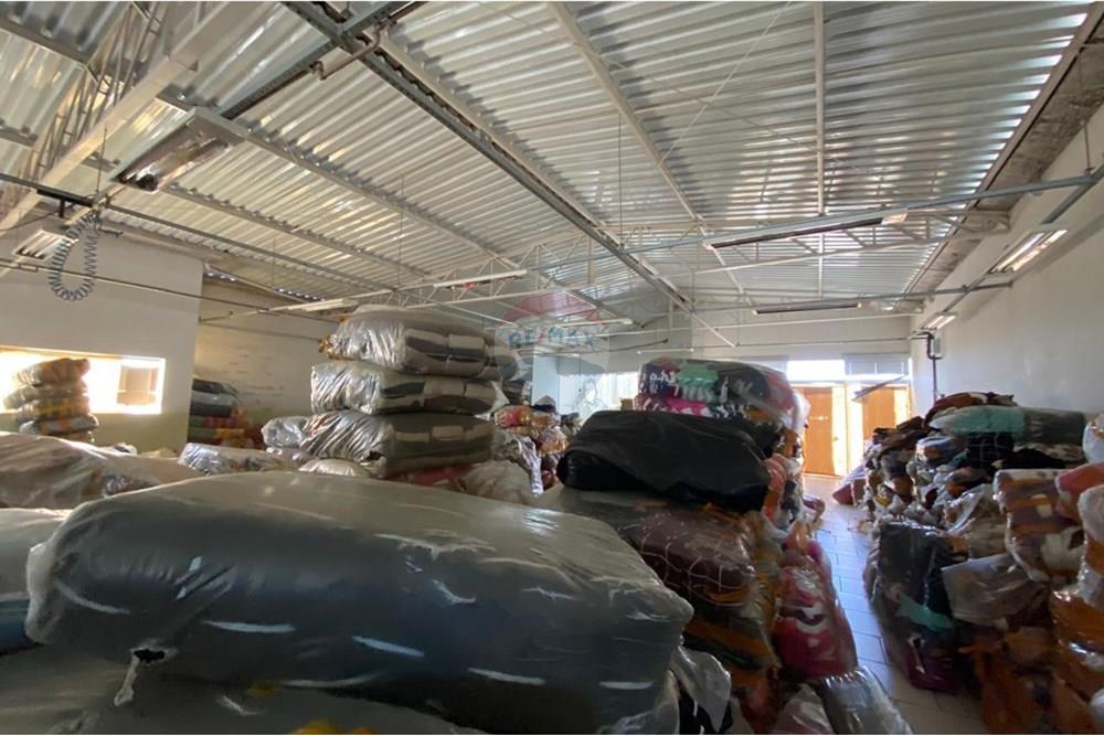 Prédio - Venda - Jacutinga , Minas Gerais - 179ab49a-cff4-4e2f-95d3-3a77cdc31539.jpg - 690291077-279