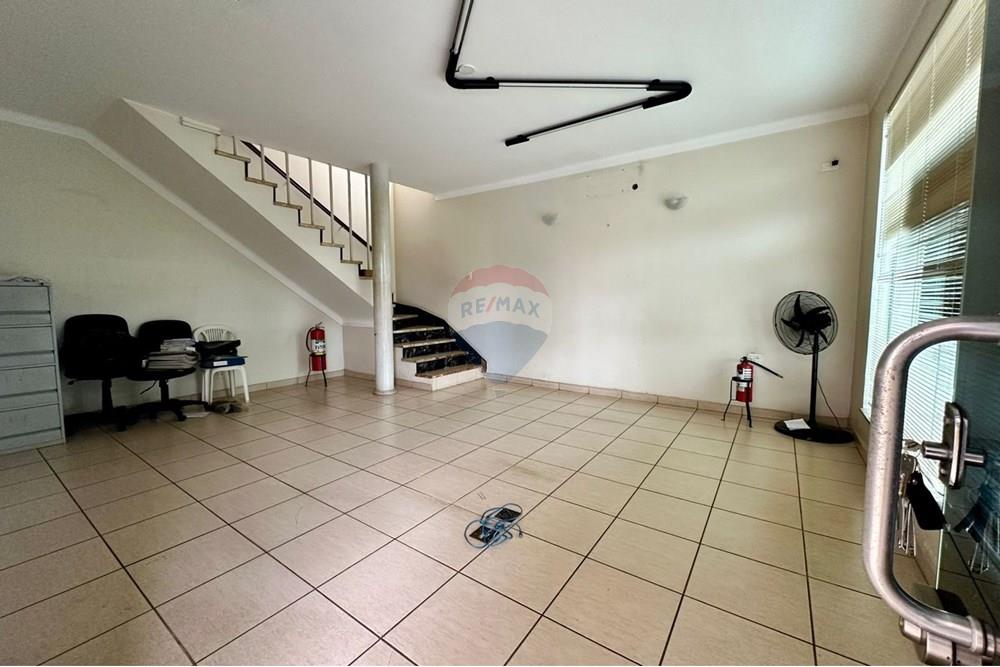 Casa Comercial - Alugar - Piracicaba , São Paulo - WhatsApp Image 2025-06-09 at 10.55.57.jpeg - 690781138-1