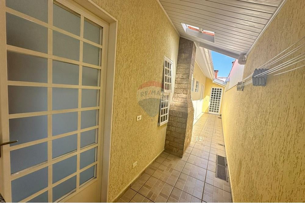 Casa de Condomínio - Alugar - Bragança Paulista , São Paulo - WhatsApp Image 2025-02-03 at 10.44.03 (1).jpeg - 690041127-18