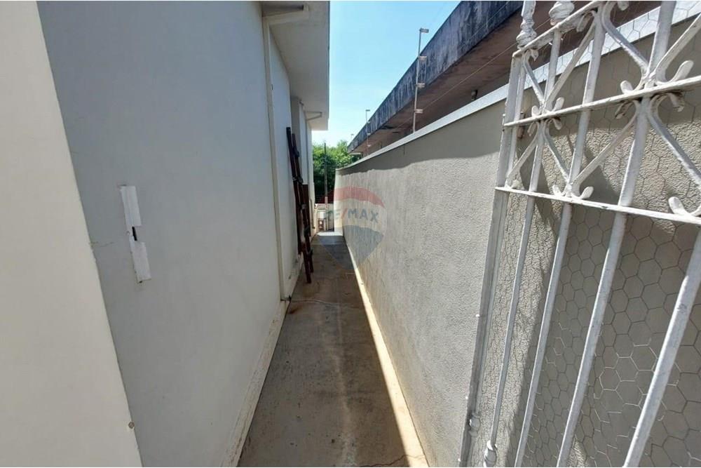 Casa - Venda - Americana , São Paulo - lateral quintal.jpg - 690231102-2