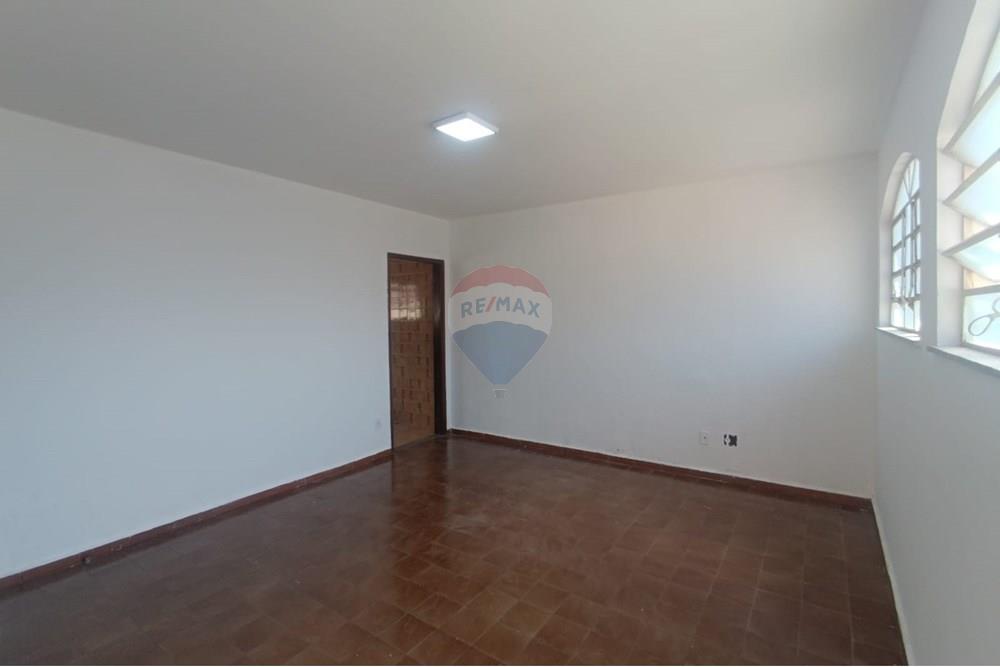 Casa - Alugar - Bragança Paulista , São Paulo - WhatsApp Image 2025-05-03 at 17.16.06.jpeg - Sala de estar - 690141098-11