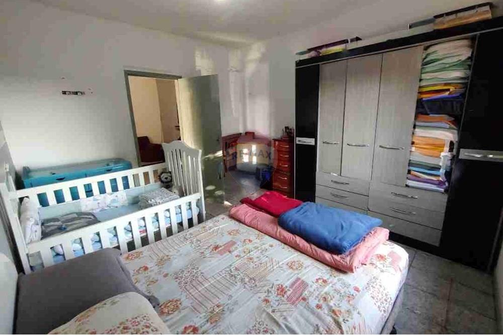 Casa à venda com 3 quartos, 324m² - Foto 32