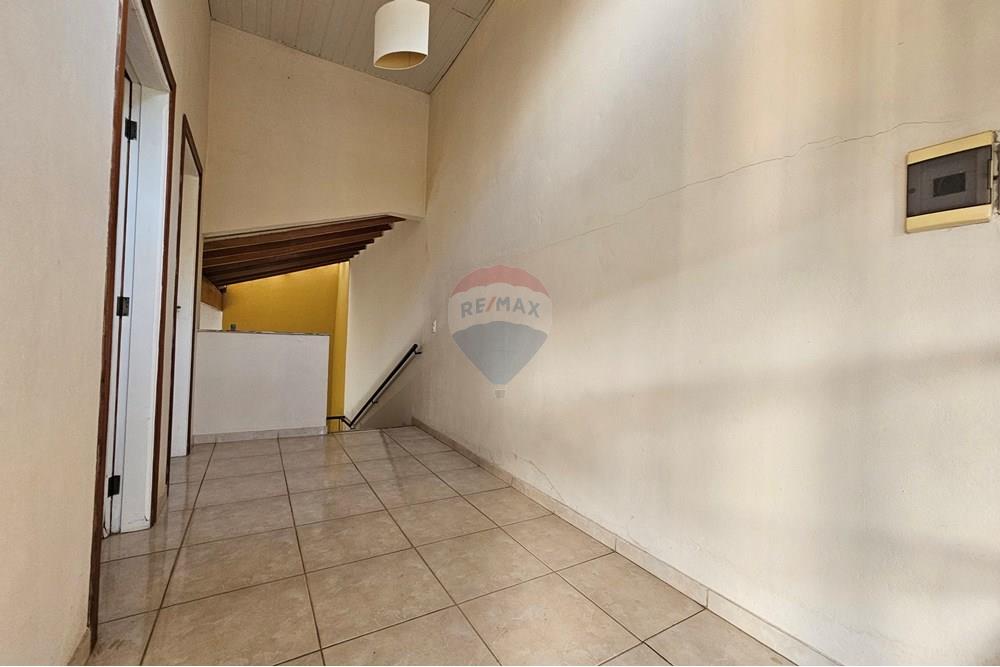 Sobrado - Alugar - Itapira , São Paulo - 20250319_171448.jpg - Corredor - 690291048-57
