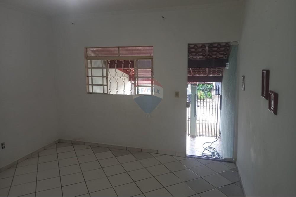 Casa de Vila - Venda - Bragança Paulista , São Paulo - WhatsApp Image 2025-05-13 at 10.16.43 (2).jpeg - 690041053-23