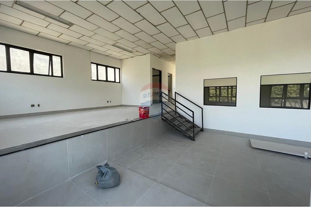 Ponto Comercial/ Loja - Alugar - Valinhos , São Paulo - PHOTO-2025-06-03-14-51-56_13.jpg - 690851096-2